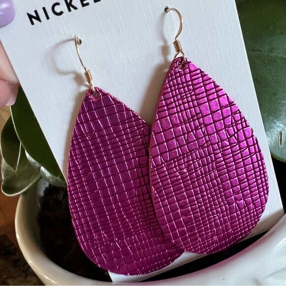 Nickel & Suede Full Grain Leather Nickel Free Textured Fuchsia Teardrop Earrings - Picture 4 of 12